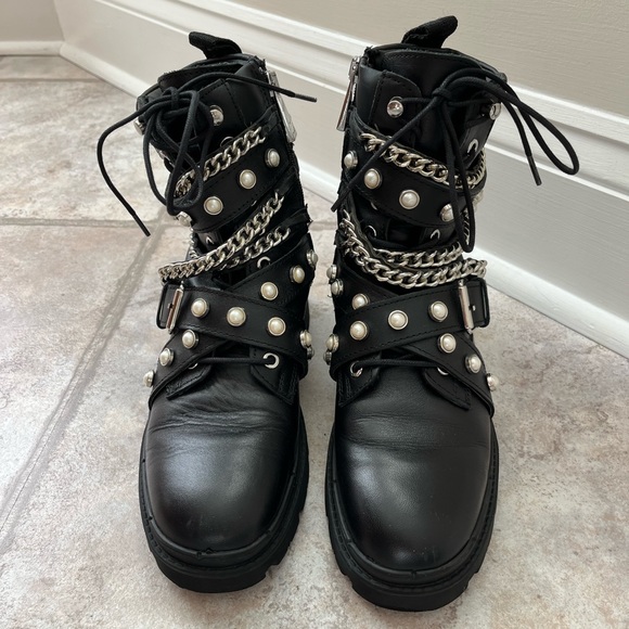 Zara Black Moto Studded Chain Pearl Embellished Boots - Picture 4 of 10